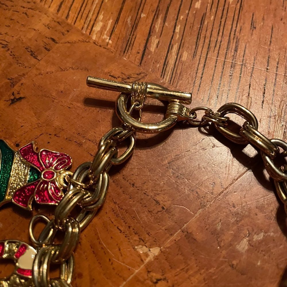 “Festive Silvertone Christmas Charm Bracelet - Spread Holiday Cheer in Style!” - Picture 5 of 7